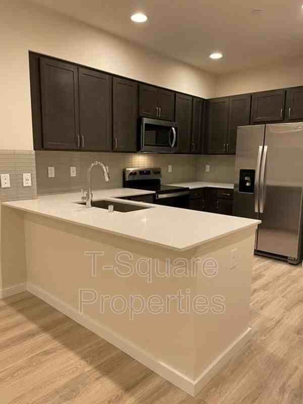 13117 3rd Ave Se #J1 - Photo 2 of 22