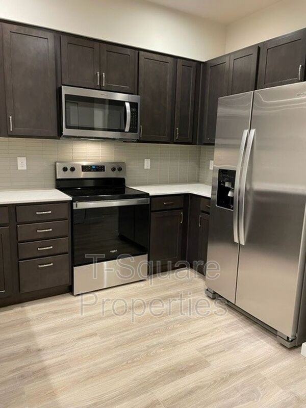 13117 3rd Ave Se #J1 - Photo 4 of 22