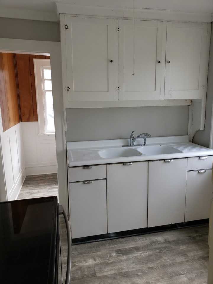 706 Broadway/ 7 S. 7th St - Photo 4 of 13