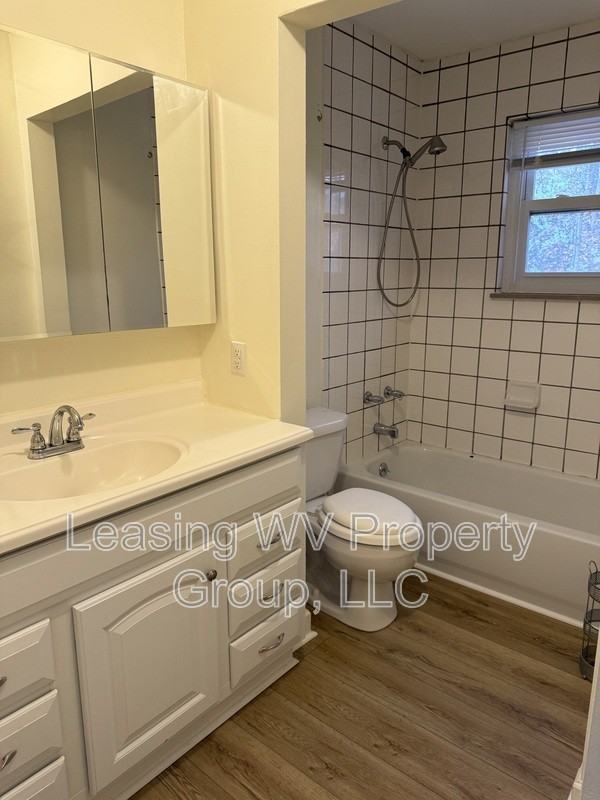 1811 Winding Hills Dr - Photo 3 of 11