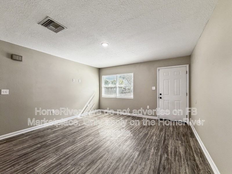 1632 Hernandes Dr - Photo 4 of 21