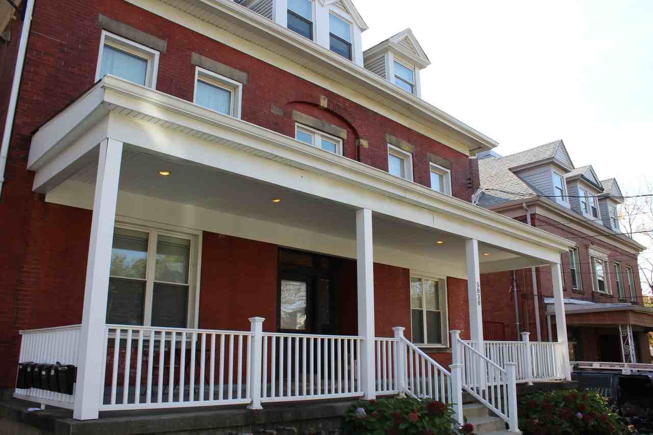 5830 Bartlett (JR) - Photo 6 of 17