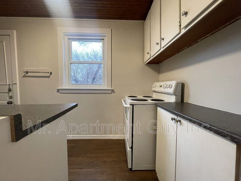 12 Carrick Ave #2 - Photo 6 of 8