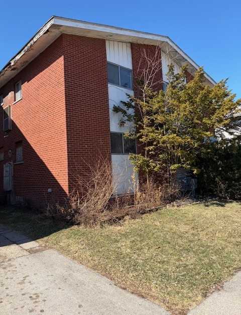 18625 Schoenherr Street - Photo 2 of 4