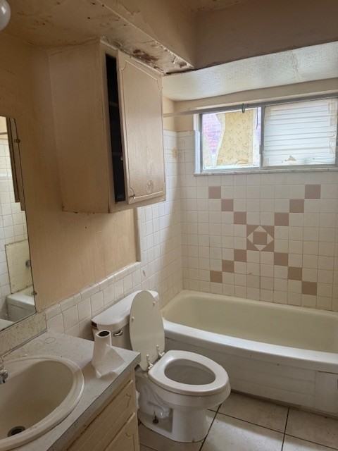 18625 Schoenherr Street - Photo 4 of 4