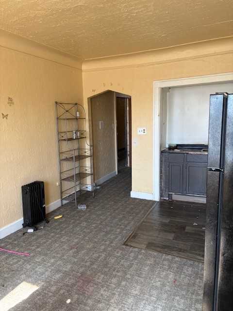 14103 Rochelle Avenue - Photo 3 of 4