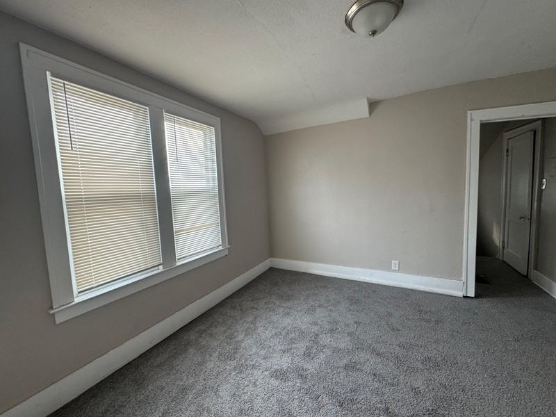 15823 Princeton St - Photo 2 of 7