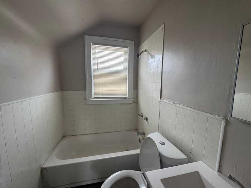 15823 Princeton St - Photo 7 of 7