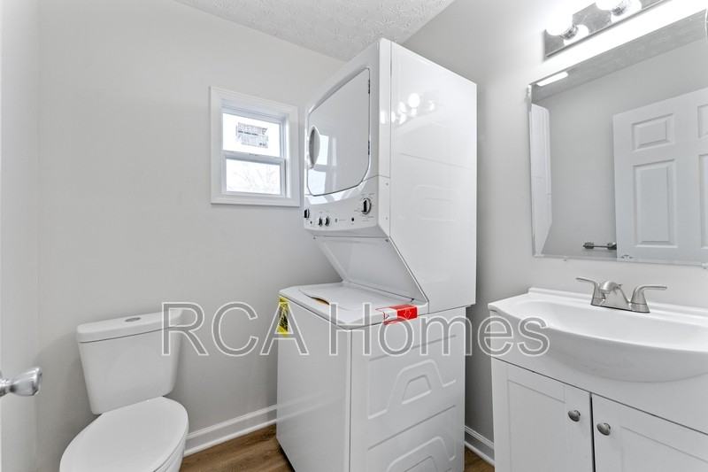 23 N Gray St - Photo 4 of 11