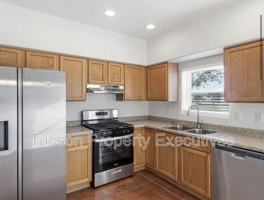 featured image of 324 W 23rd St