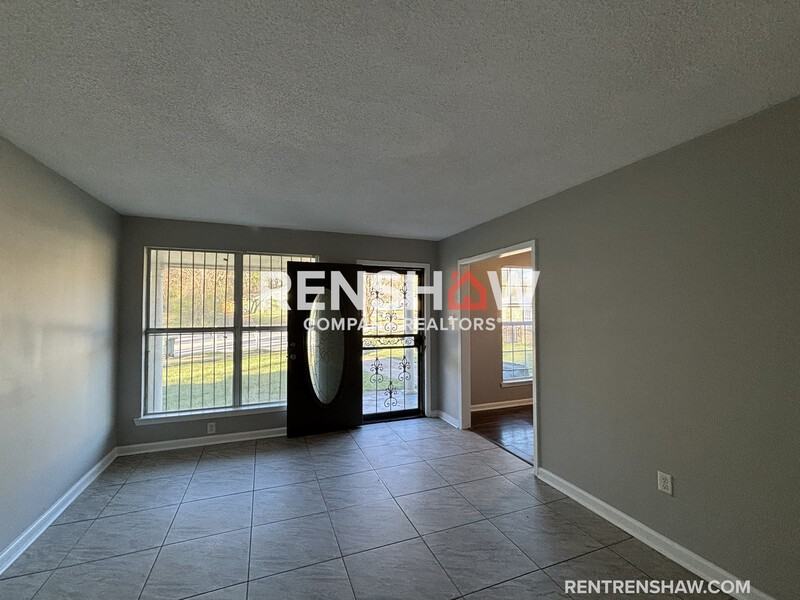 2998 Elbert Cv - Photo 2 of 16