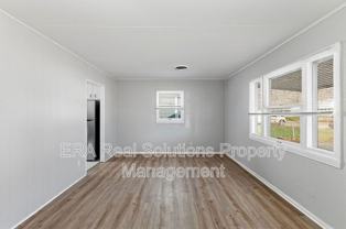 2009 Catalpa Ave - Photo 1 of 1