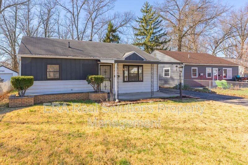 2009 Catalpa Ave - Photo 2 of 34