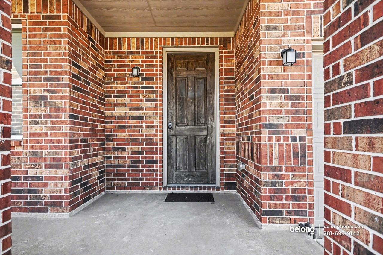 7218 Bakersfield Ct - Photo 4 of 27