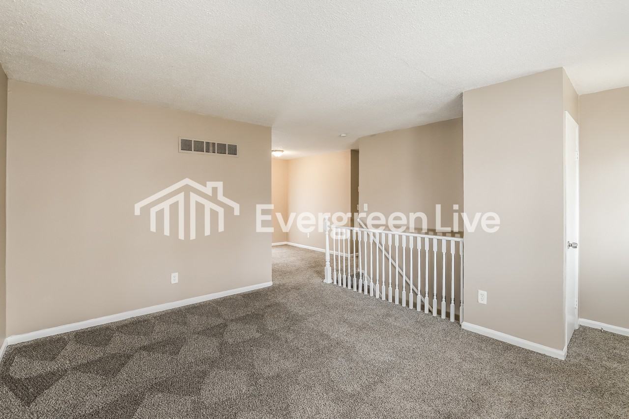 4913 N Wallace Ave - Photo 7 of 15