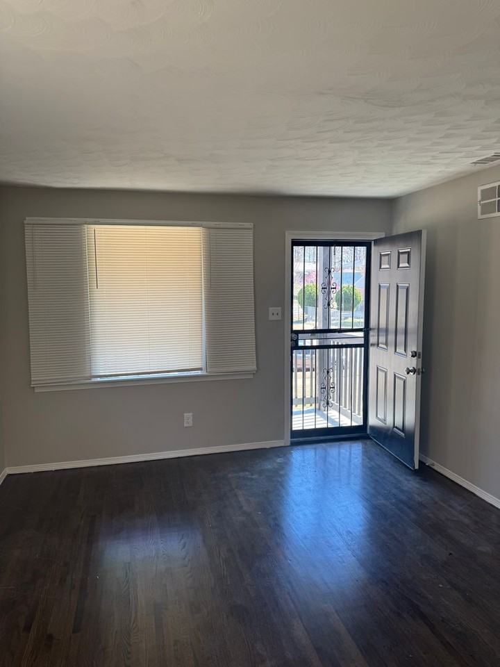 3575 Millard Rd - Photo 7 of 9