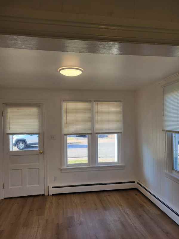 1024 N High St - Photo 2 of 10