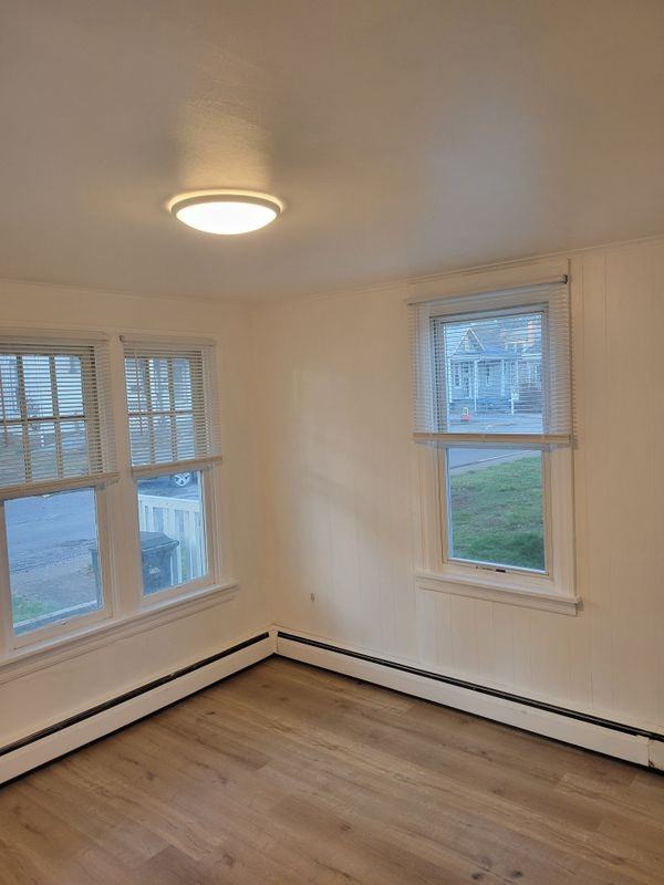 1024 N High St - Photo 3 of 10