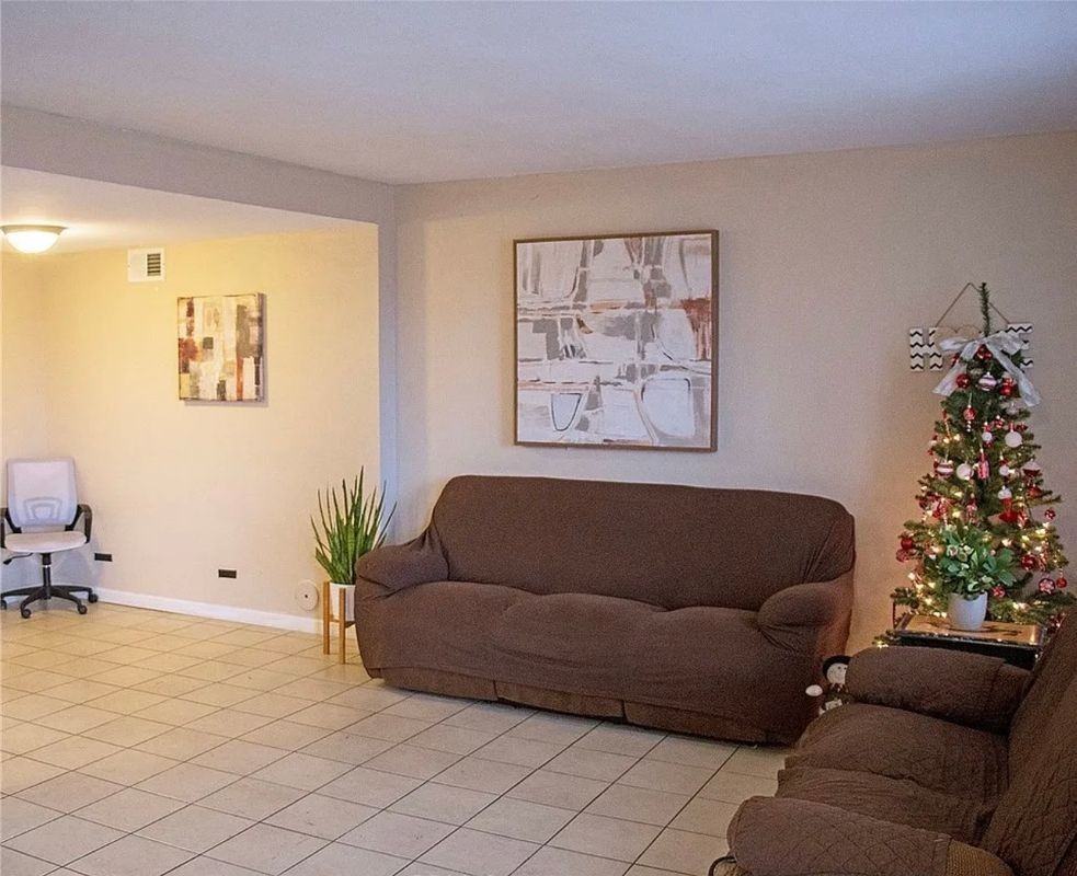 2021 E Bard Rd - Photo 3 of 7