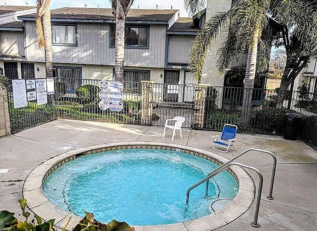 2021 E Bard Rd - Photo 4 of 7