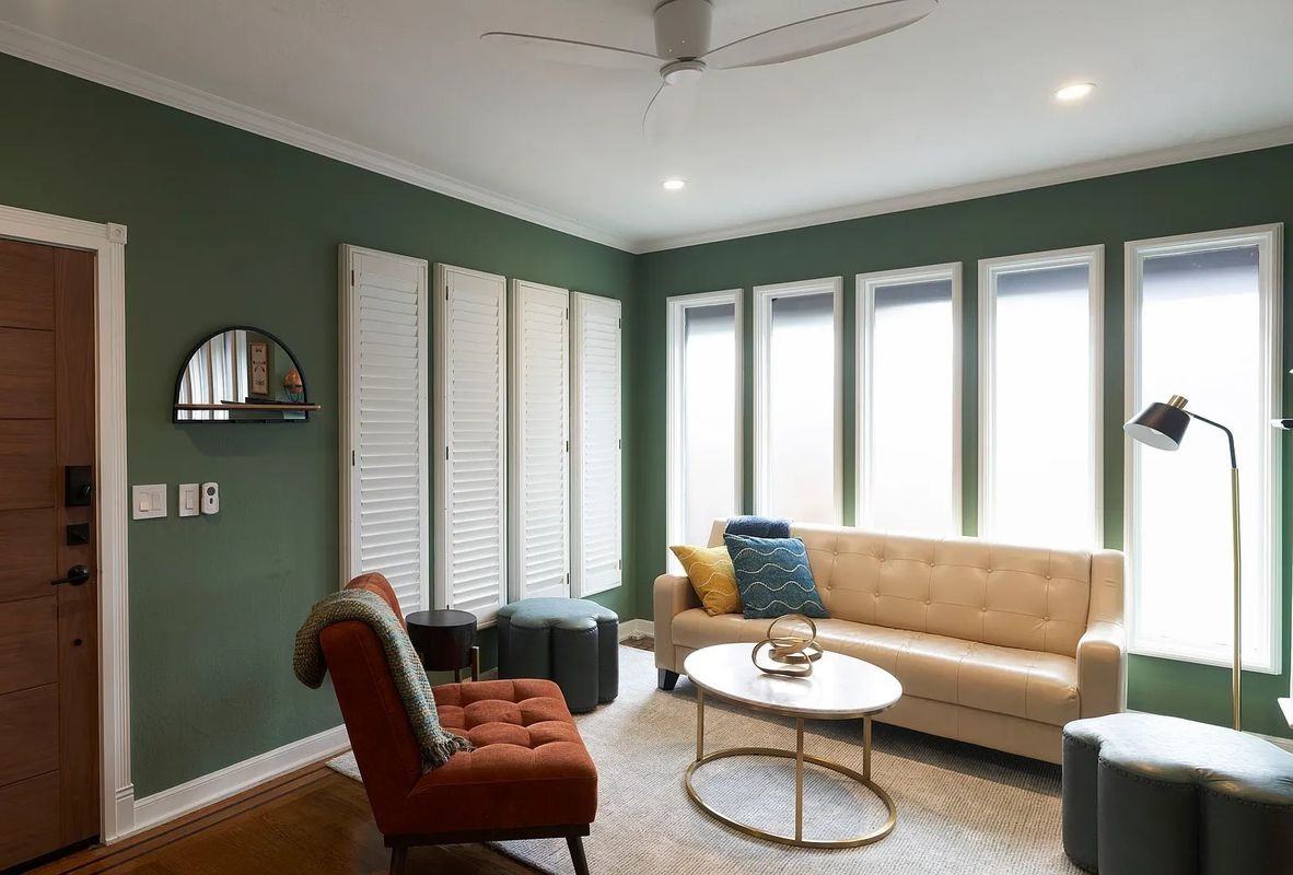 1016 Carolina St - Photo 4 of 38