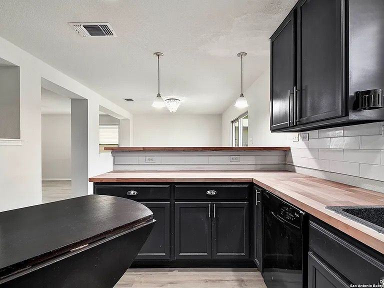 7711 Stable Vw - Photo 4 of 15