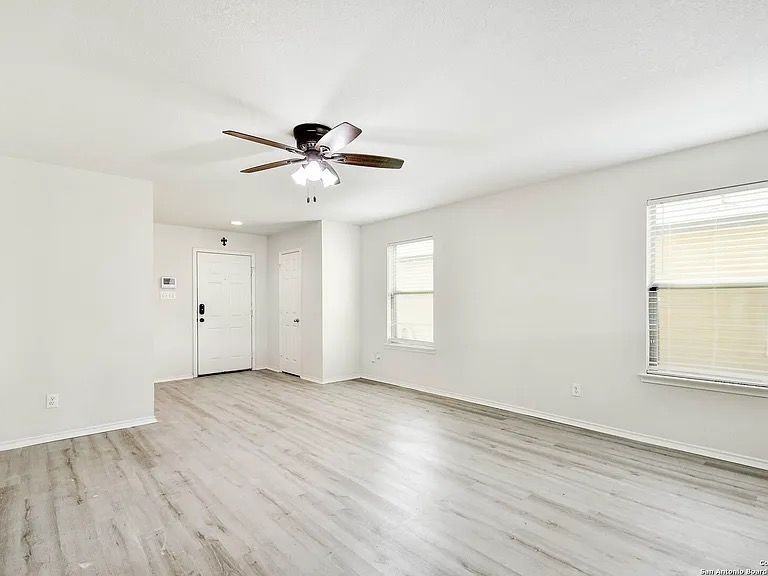 7711 Stable Vw - Photo 5 of 15