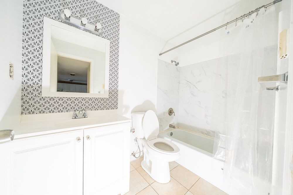 1 Charleston Ave ##14 - Photo 4 of 5