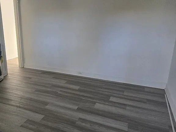 604 Spring St ##1 - Photo 2 of 3