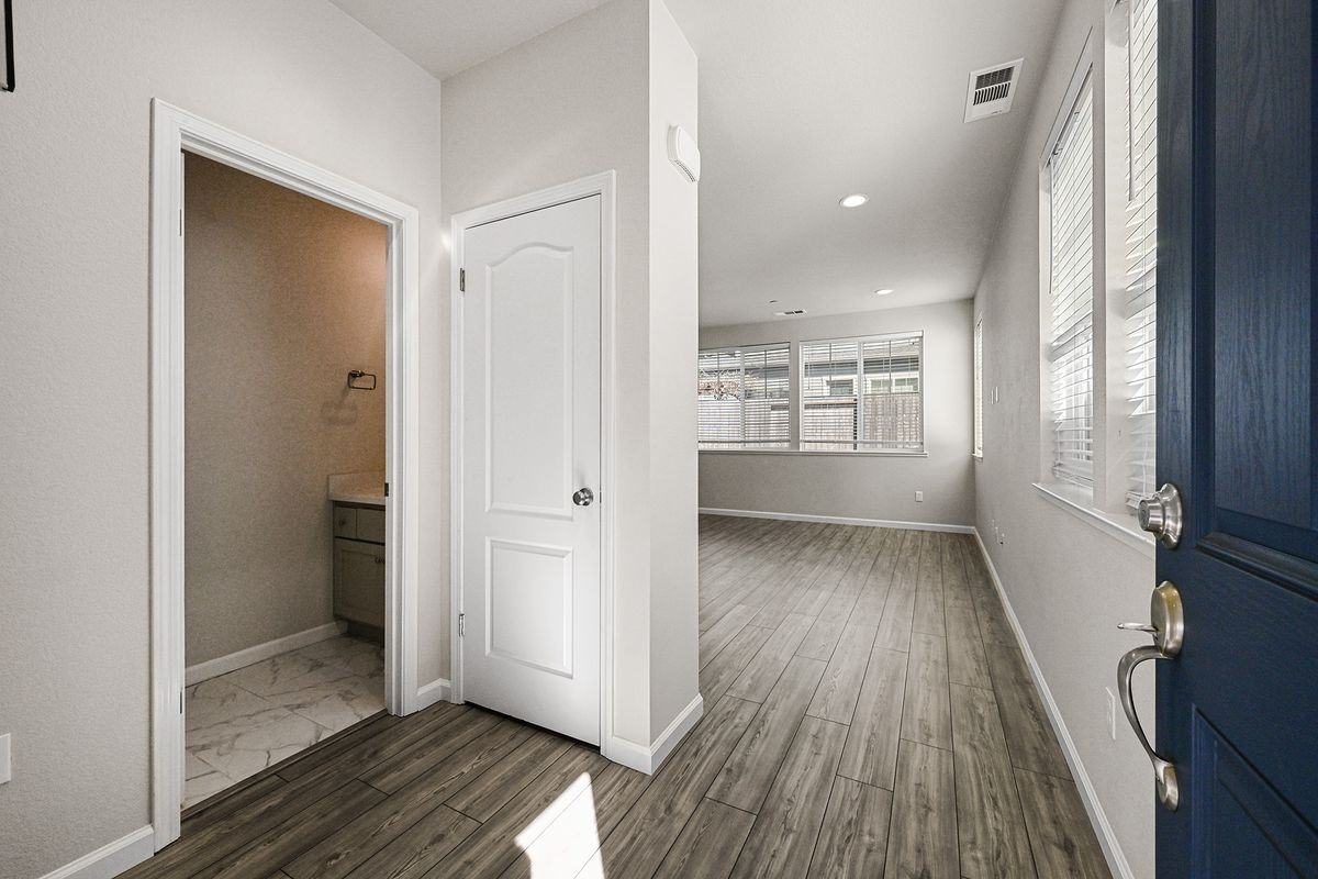 1477 Cecilia Dr - Photo 2 of 19