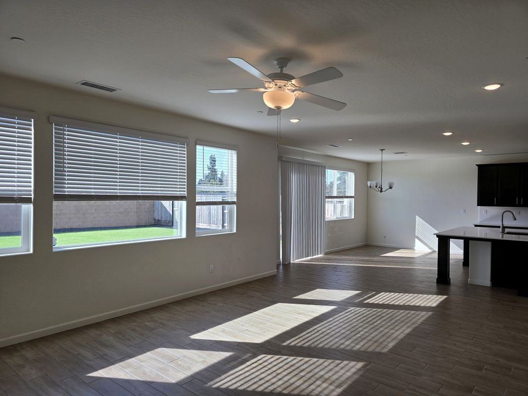 1779 N Filbert Ave - Photo 7 of 50