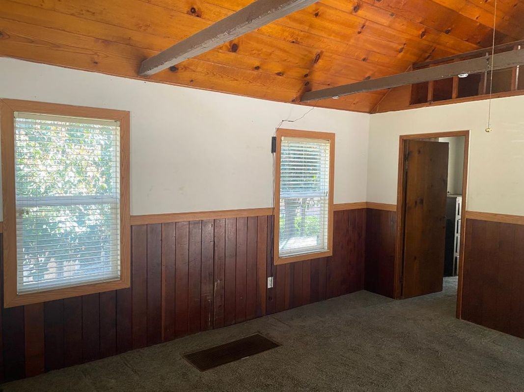 22662 Seeley Dr - Photo 5 of 10