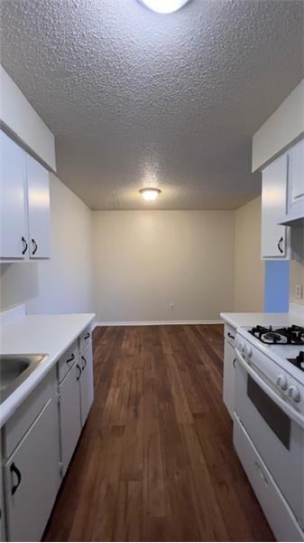 1403 Jl Davis Ave - Photo 7 of 12