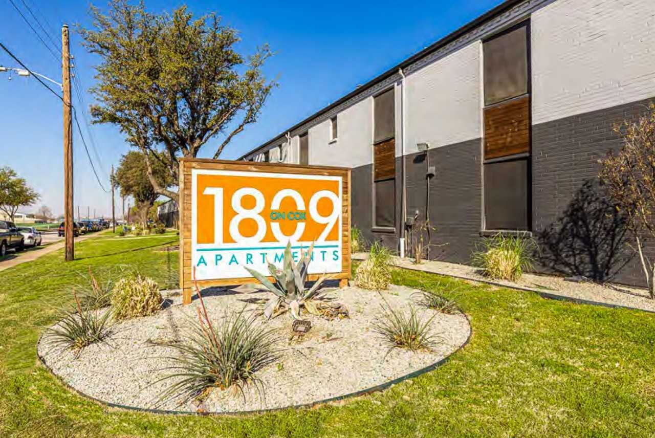 1809 on Cox Apartments - Photo 2 of 38