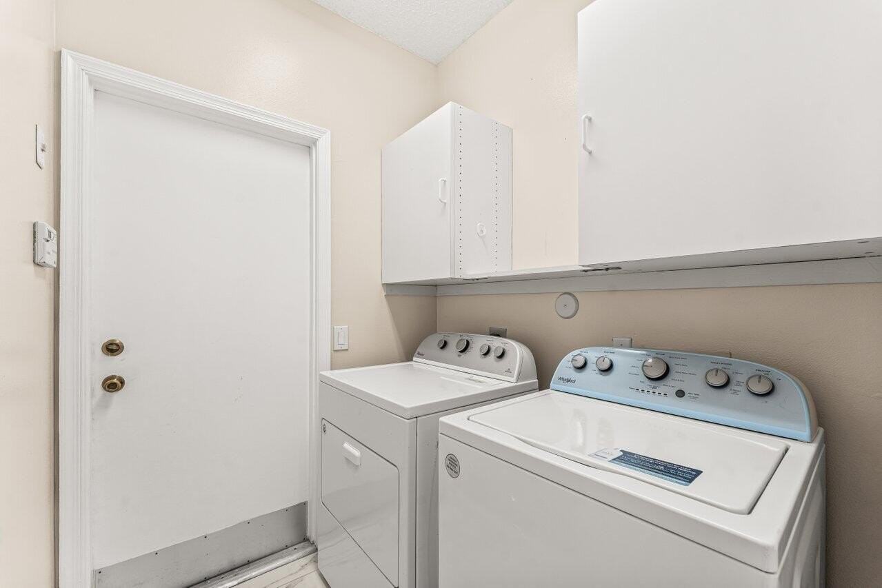 5872 Nw 73rd Ct - Photo 3 of 24