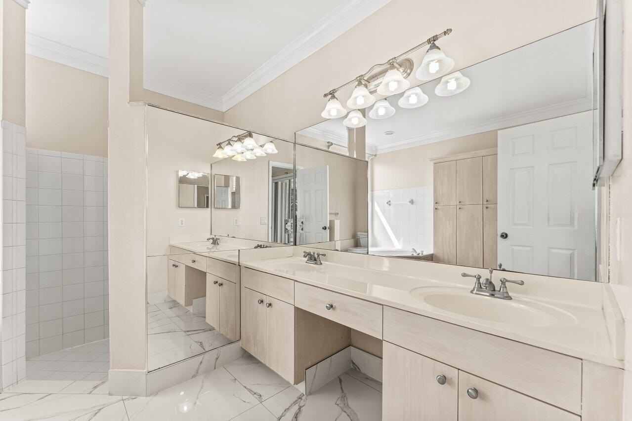 5872 Nw 73rd Ct - Photo 6 of 24