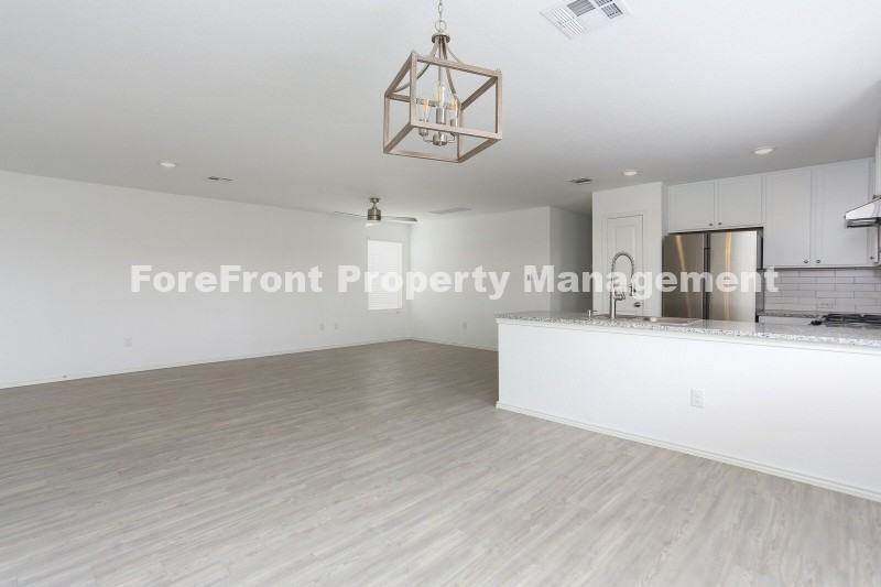 6503 Scarecrow Way - Photo 6 of 20