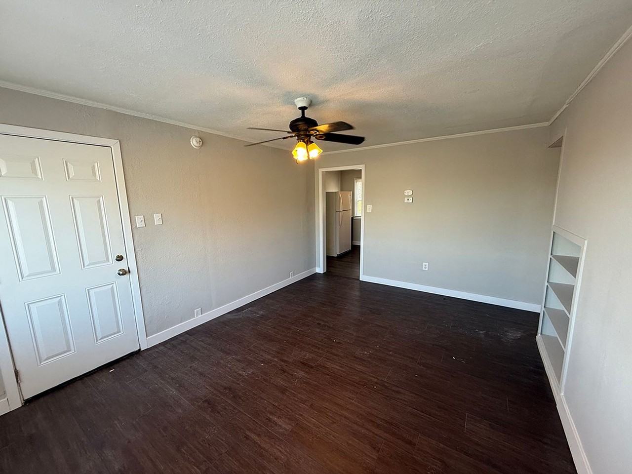 210 Highview Ave - Photo 6 of 35
