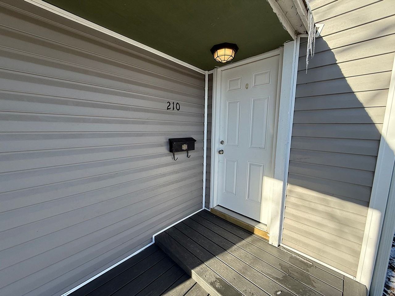 210 Highview Ave - Photo 4 of 35