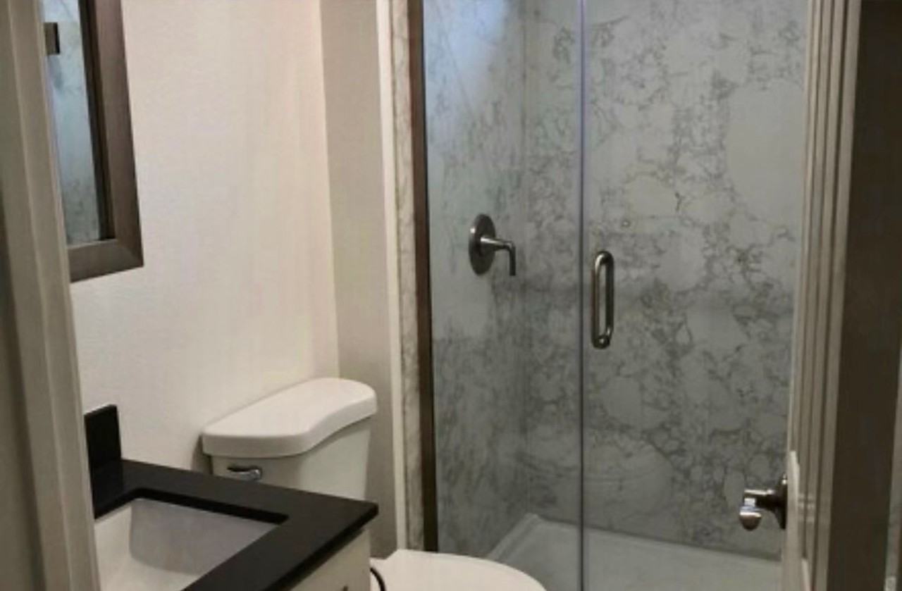 1628 Tyler St #B - Photo 5 of 5