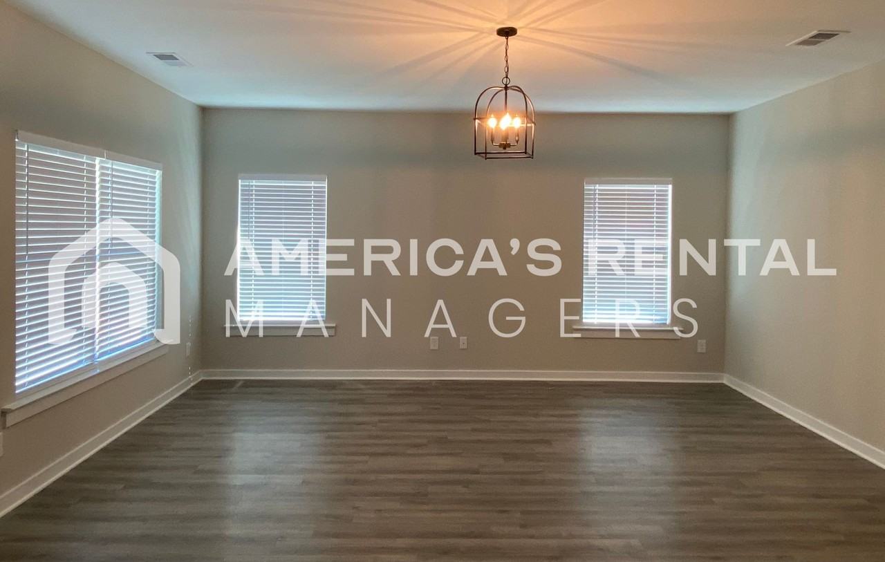 15650 Capstone Blvd - Photo 4 of 42