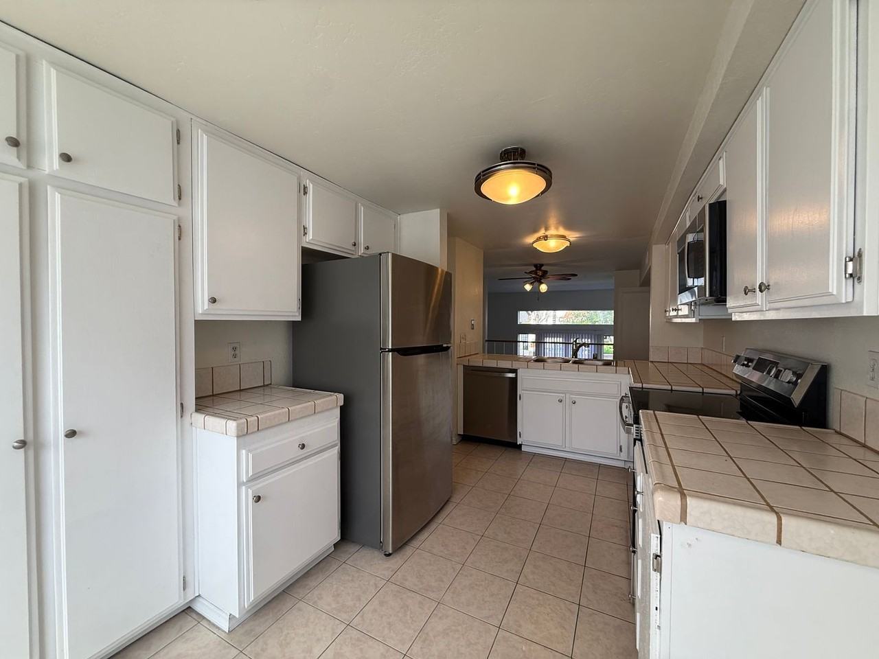 5715 Baltimore Dr #88 - Photo 5 of 10