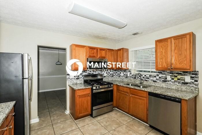 1496 Paladin Ct - Photo 4 of 18