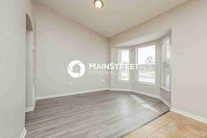 2708 Derby Dr - Photo 3 of 16