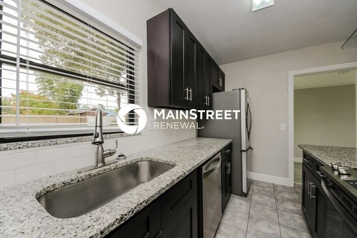 5719 Camellia Dr - Photo 7 of 16