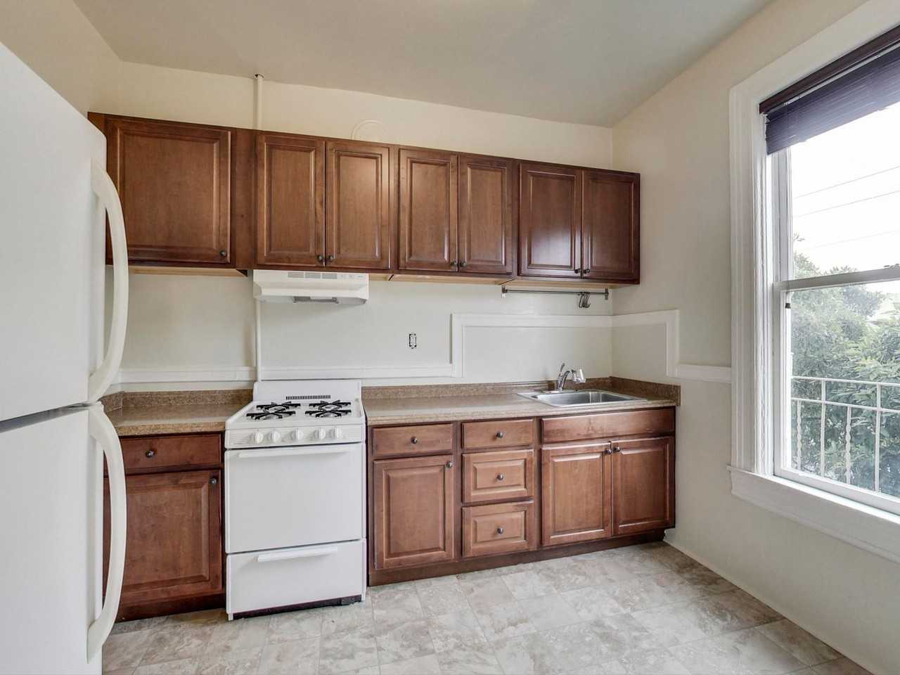 2059 Market Street - Photo 7 of 22