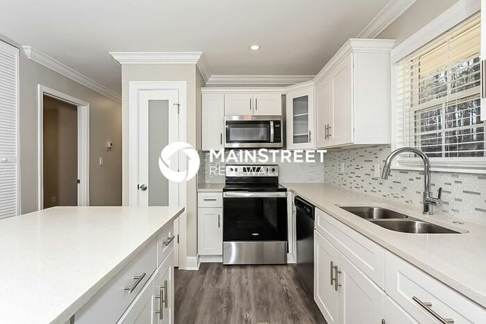 2866 Panther Ct - Photo 5 of 15