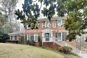 featured image of 1595 Thoreau Dr