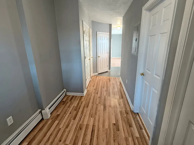 51 Bedford Street ##B - Photo 4 of 10