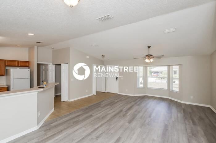 1711 Hayworth Cir Nw - Photo 4 of 16